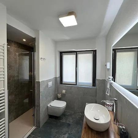 Otel Denny Pinzolo