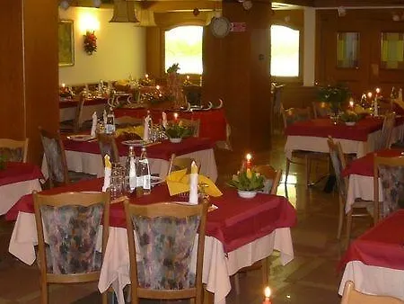 Hotel Denny Pinzolo